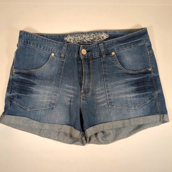 Express Jeans Women's Cuffed Denim Shorts , Size 12 - Picture 1 of 7